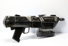 Load image into Gallery viewer, Rifle inspired by DC-17m Republic Commando